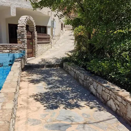 Marina's House 度假居 Kinitharos